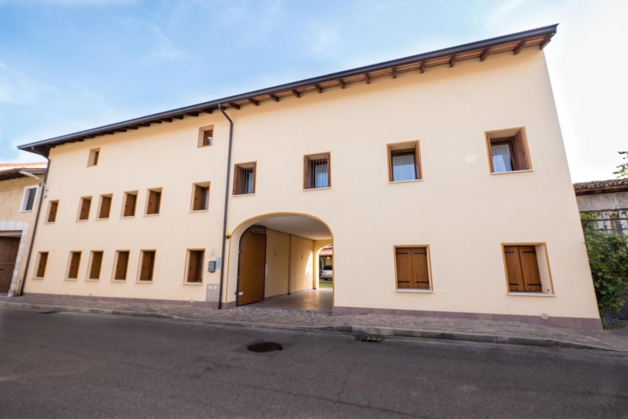 Albergo Diffuso Magredi Виваро Экстерьер фото